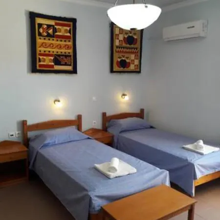 Makelli Studio B2 Cárpatos